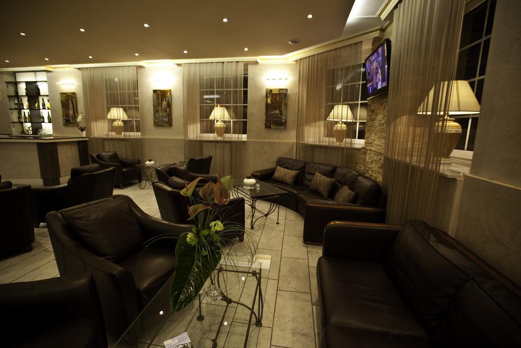 Hotel Petersburg Superior Dusseldorf Room photo